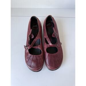 Dansko Women's 36 Mary Jane Shoes Size 5.5 - 6 Red Two Straps Driving Shoes